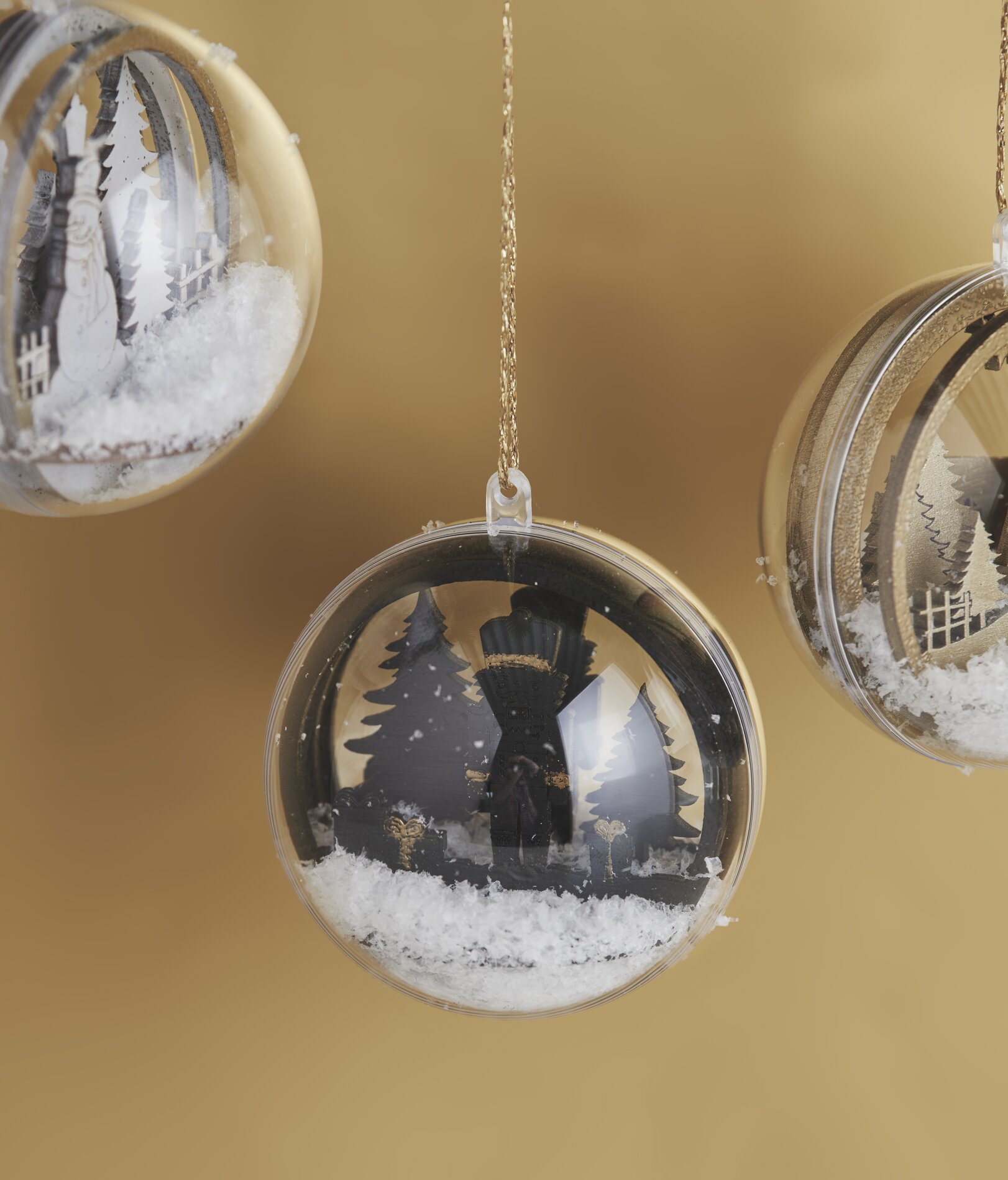 kugeln mit steckmotiv