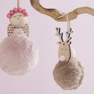 Flauschige Figuren zur Weihnachtszeit basteln 