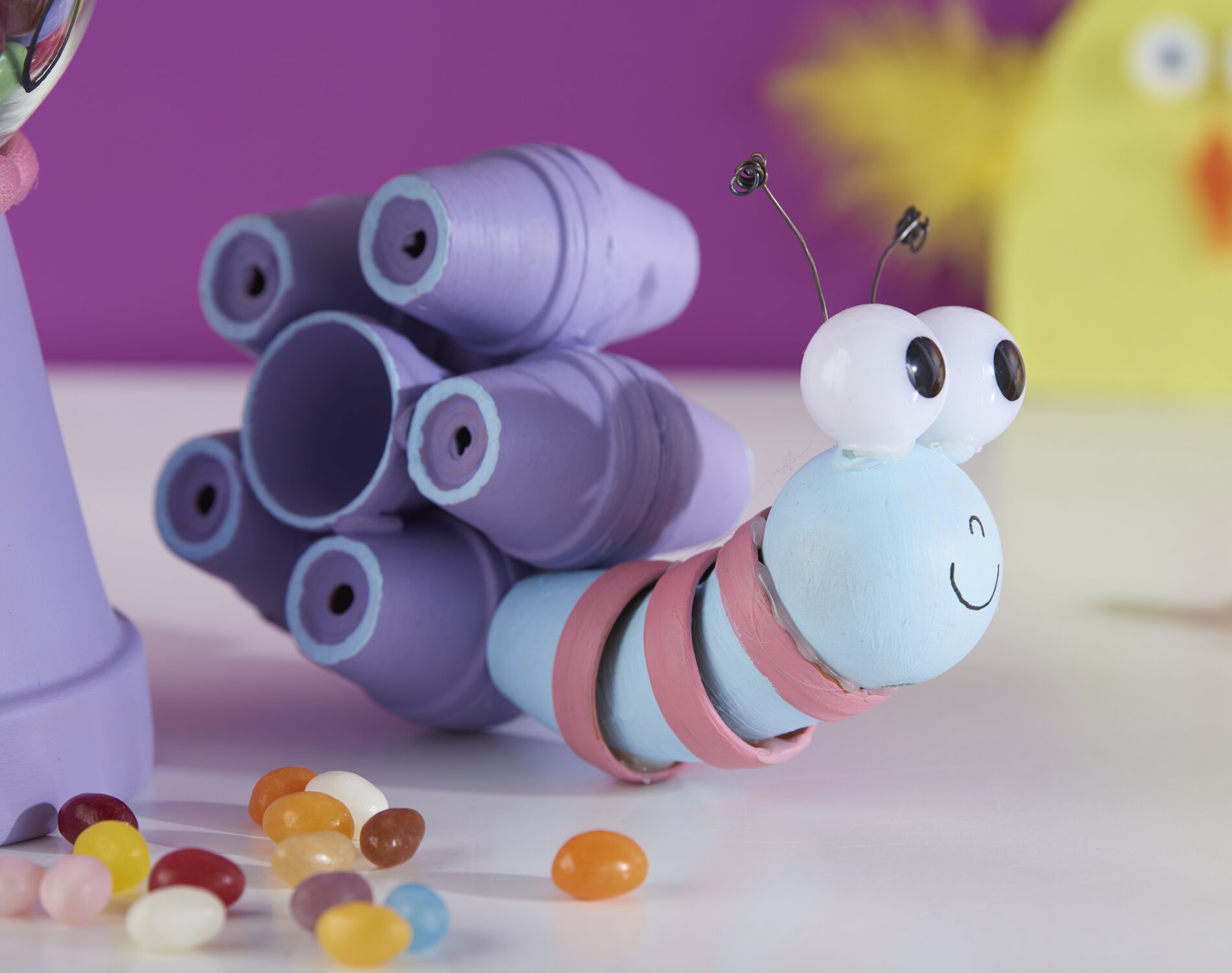 schnecke aus tontopf