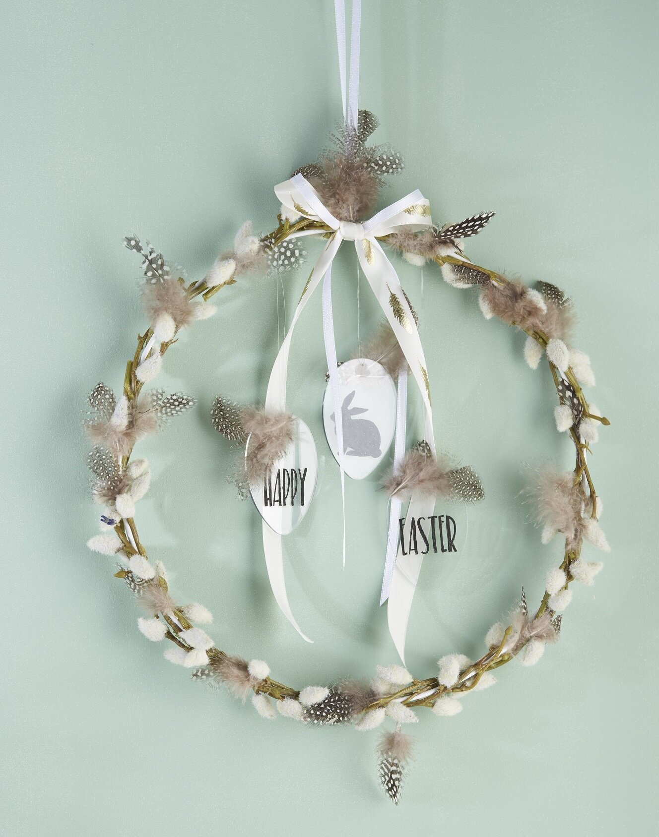 Natürlicher Metallring zu Ostern