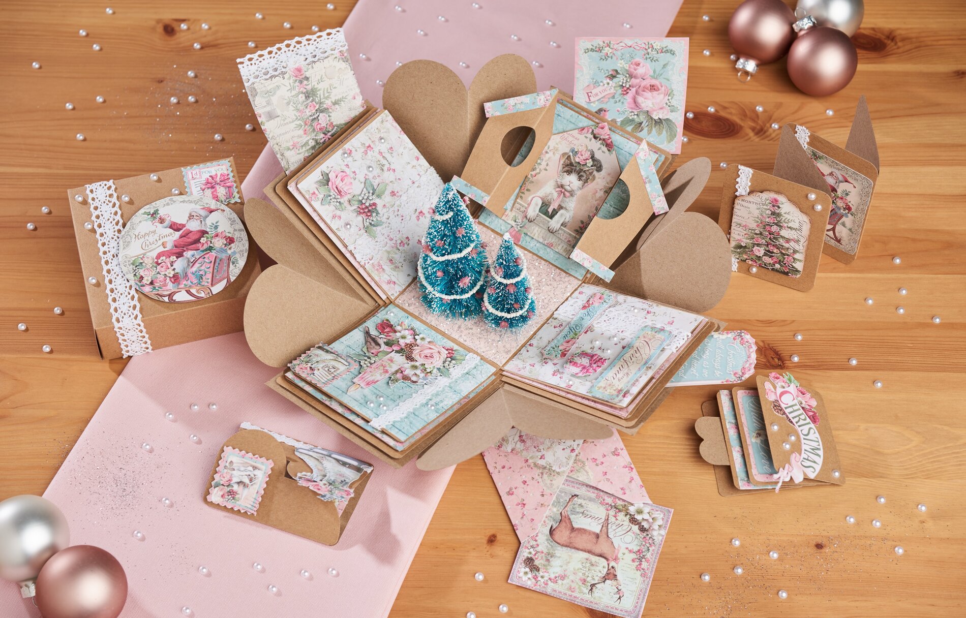 Weihnachtliche Explosionsbox