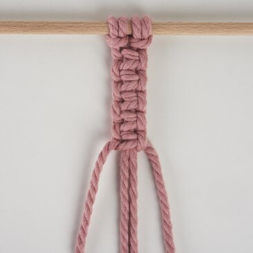 Kreuzknoten nach rechts gerichtet 8