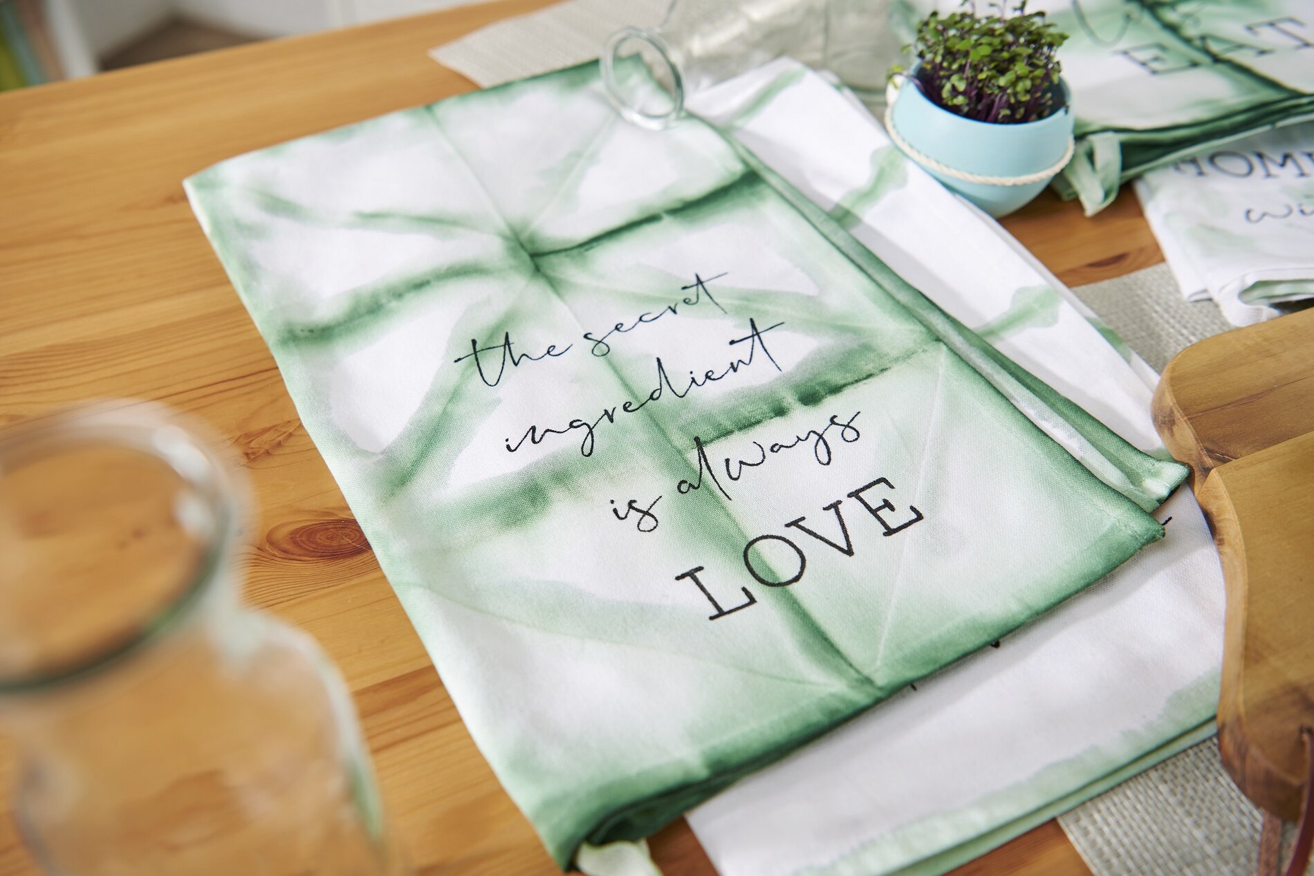 Küchentuch mit Textilfarbe gestalten