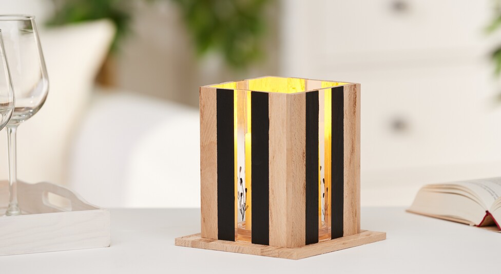 Windlicht aus Holz- & Acrylblöcken