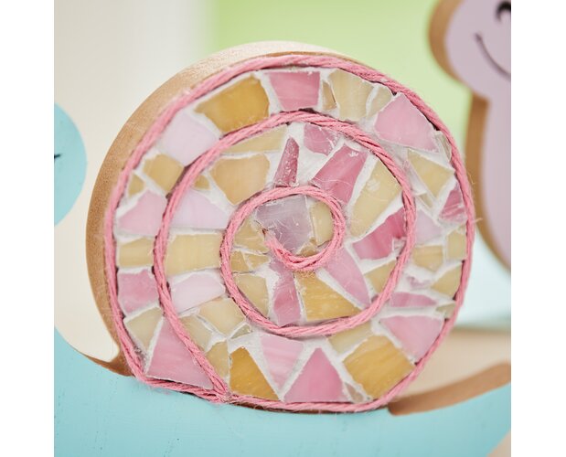 schnecken mit mosaik