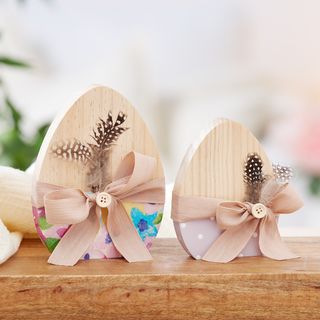 Holz-Eier mit Serviettentechnik & Farbe