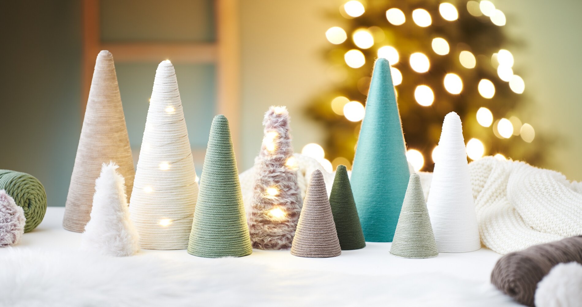 Winterwald - Bäume aus Wolle