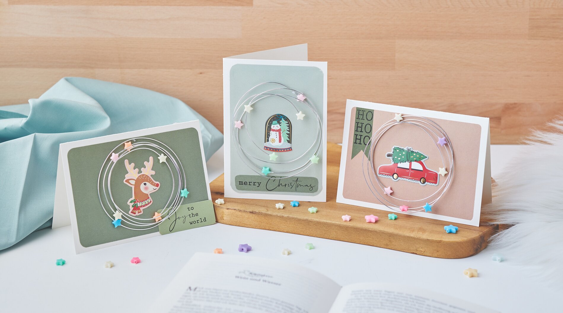 Weihnachtskarten mit Drahtkränzen