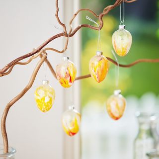 Uova di Pasqua di marmo