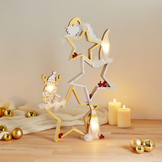 Decorazioni natalizie con stelle di legno