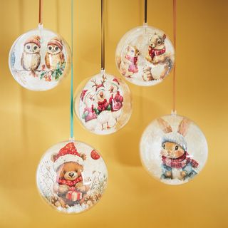 Palline natalizie in acrilico con la tecnica del decoupage
