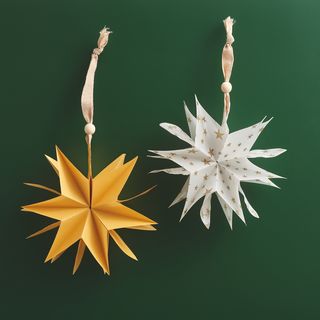 Ciondolo a forma di stella pieghevole