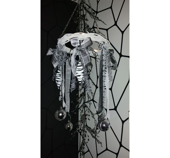 53_Black o White_Geschn&uuml;rt, geschleift, geh&auml;ngt!_Kategorie Metallic