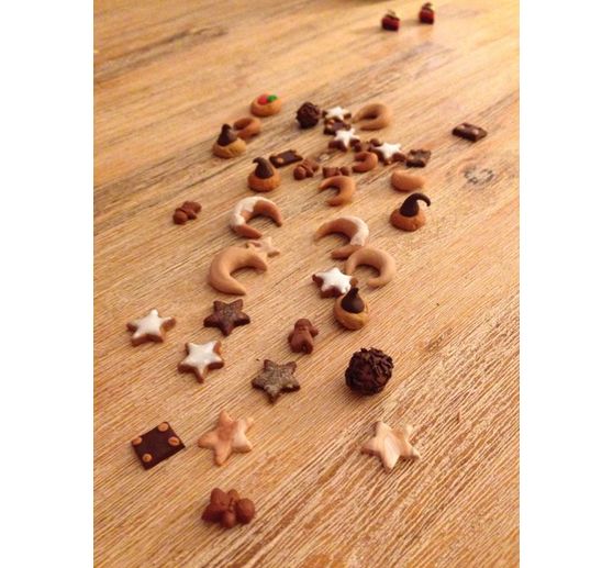 55_S&uuml;&szlig;esClay_Fimo Weihnachtskekse zur Dekoration _Kategorie Klassisch