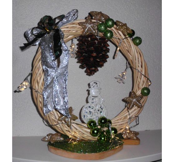 400_Antonia_Beleuchteter Kranz_Kategorie Natur