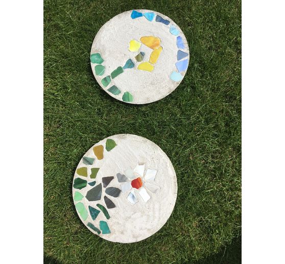 90_Julia_Trittplatten f&uuml;r den Garten