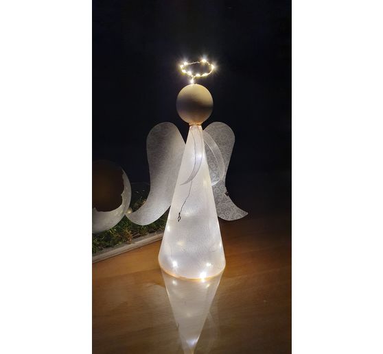 340_Bastelhexe_Beleuchteter Weihnachtsengel