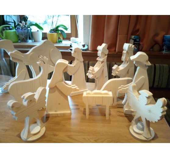 342_elisabeth_Krippe Holz