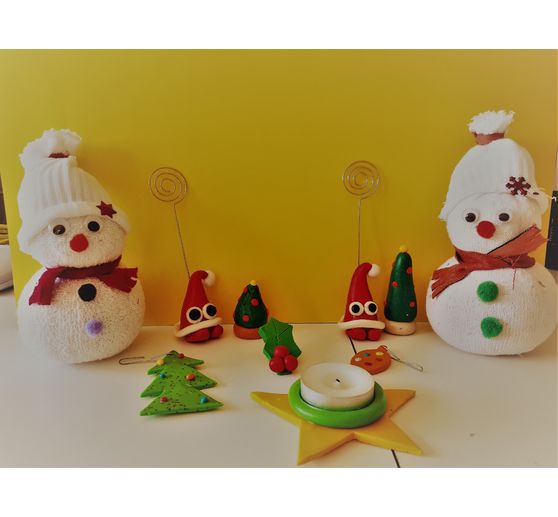 23_Marie_D&eacute;coration de No&euml;l