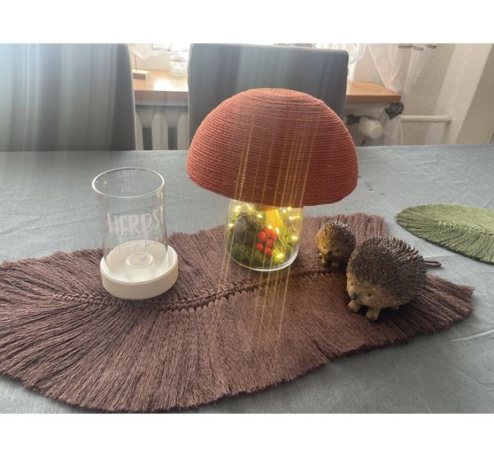 08_Ellazia_Makramee Blatt mit Ikea Hack Pilz und Windlicht aus Keraflott