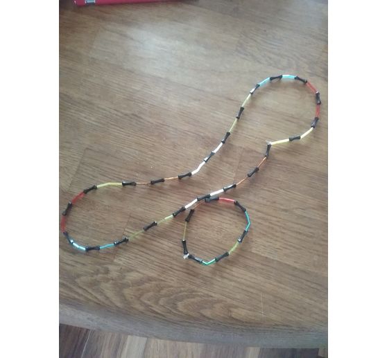 32_Bunte Kette_Kette aus Perlen