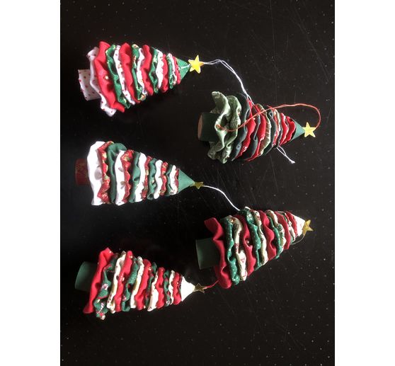 115_gratuit1_sapins en tissu