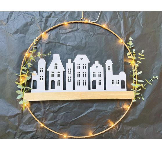 213_Miadia Handwerk_B&uuml;cher T&uuml;rkranz