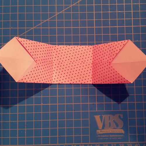 Origami Anleitung Herz Schritt 12 Anleitung Origami falten Herz mit Schachtel