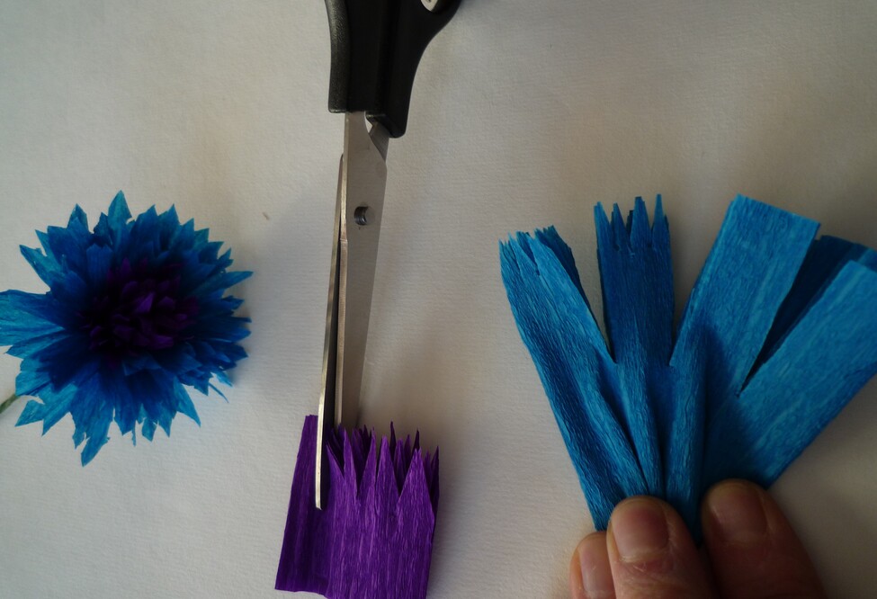 Papierblumen basteln