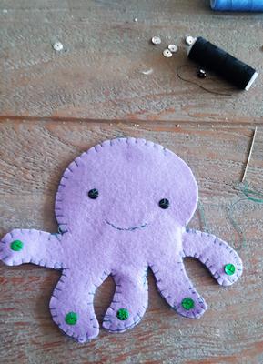 Mobile Basteln - Krake genäht Mobile Bastelanleitung Krake nähen