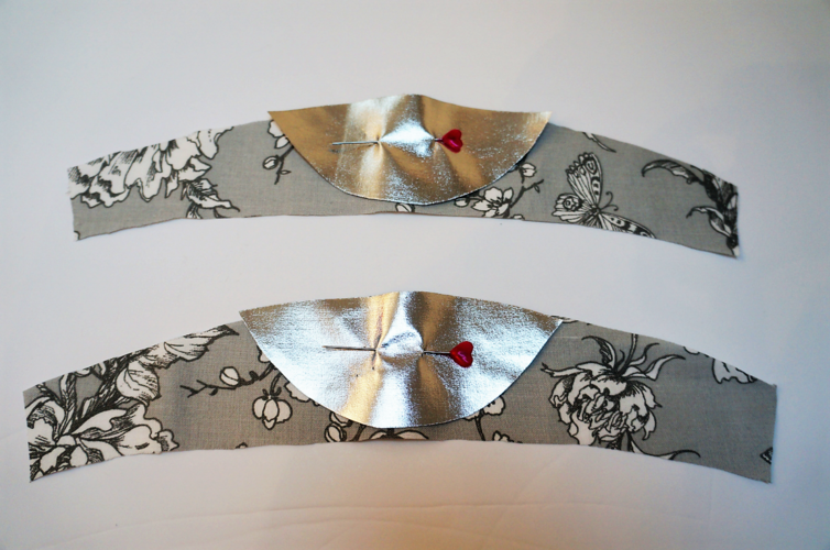 Hausschuhe selber n&auml;hen mit Stofzuschnitt