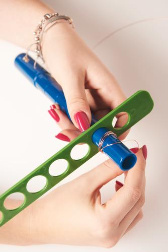 Nagellack-Ring: Draht Größe bestimmen Drahtgröße bestimmen für den Nagellack Ring
