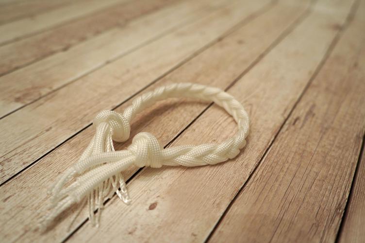 Kordel f&uuml;r den T&uuml;rstopper flechten