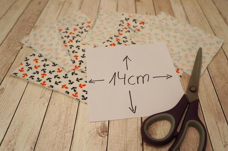 Schnittmuster f&uuml;r das N&auml;hen vorbereiten