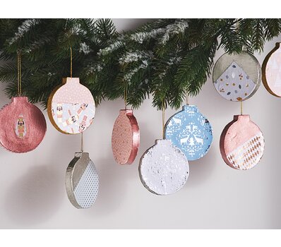 Weihnachtsbaumkugeln mit Décopatch Papieren gestalten