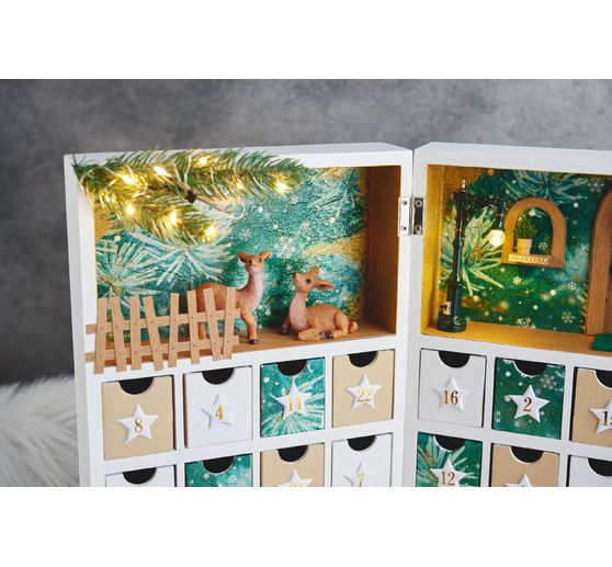 Miniature Christmas wreaths