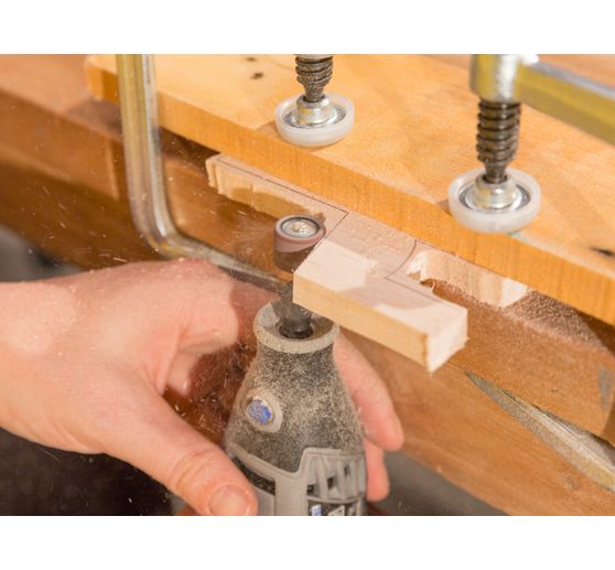 DREMEL 3000-2/25 Arts & Crafts, 2 attachments, 25 pcs. accessories, bag