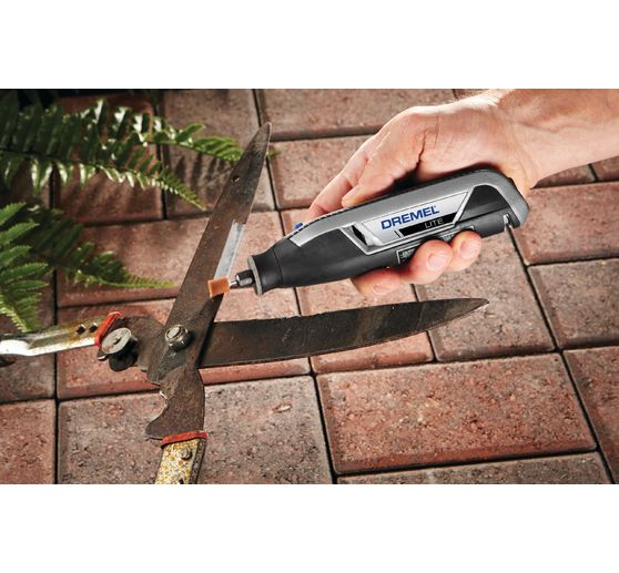 DREMEL 7760 Lite, 15 pcs. accessories, battery multi-tool, USB cable