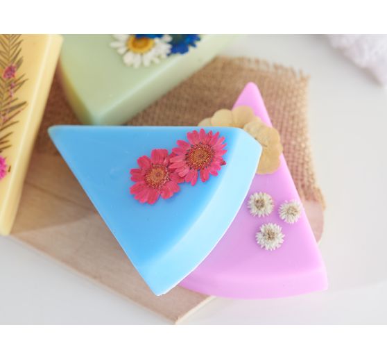Soap and fragrance oil set "Flowery-Fruity"