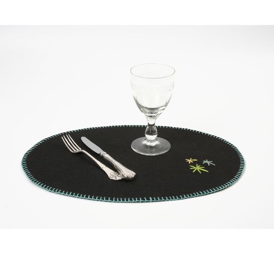 Embroidery thread set "Shades of green"