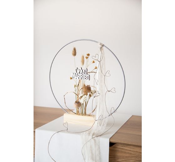 Wooden stand for dried flowers and decorative ring