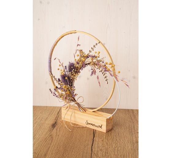 Wooden stand for rings