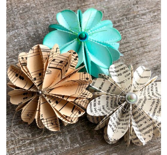 Punching template folding flowers "S"