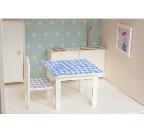 Miniature house/Doll's house