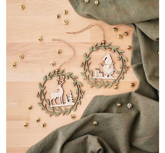 VBS Wooden decoration pendant "Gnome and reindeer", set of 2