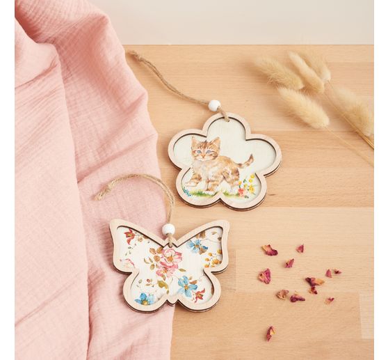 VBS Wooden decoration pendant with frame "Flower and butterfly", set of 2