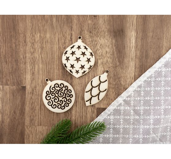 Cartellini natalizi in legno "Addobbi per l'albero"