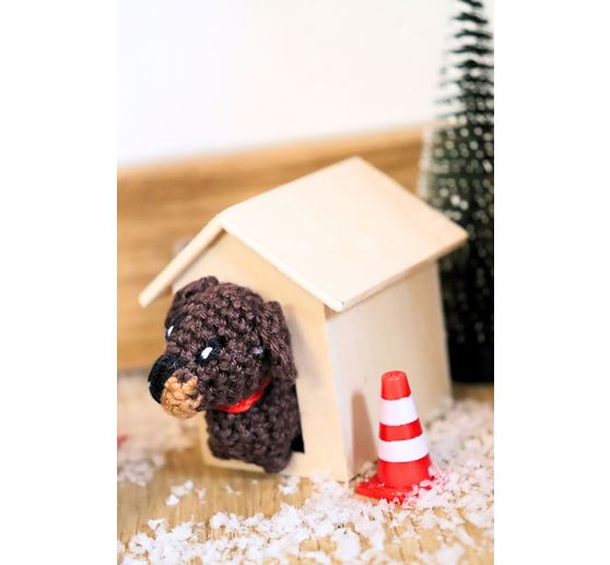 Miniature dog house