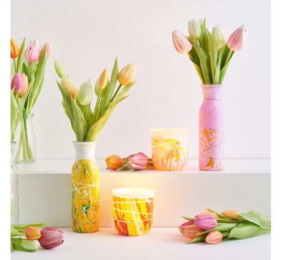 Tulips bunch with 3 flowers and 2 buds