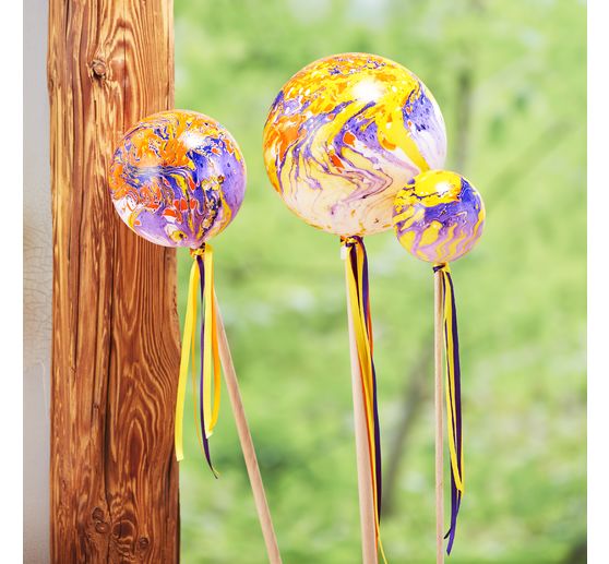 Plastic ball with socket, white